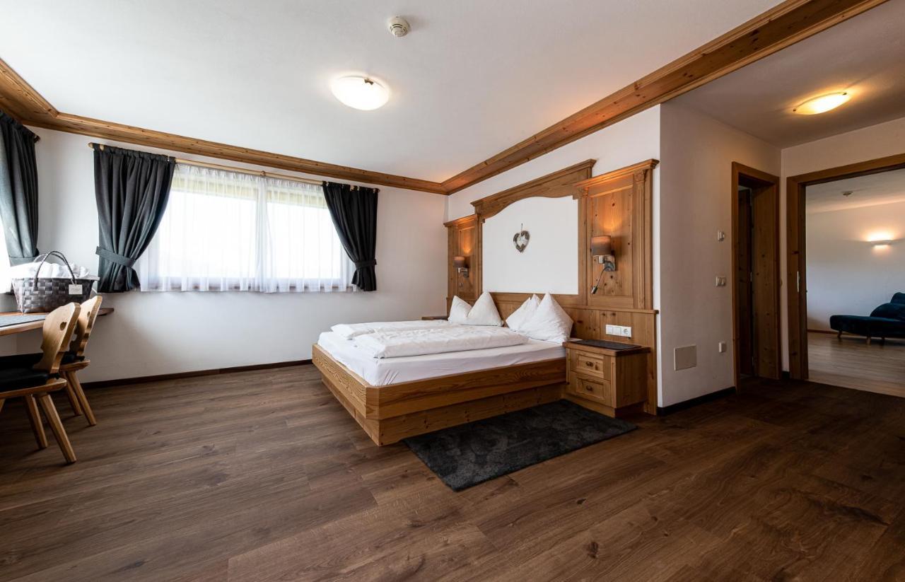 Apartments Sunela Сельва-ди-Валь-Гардена Экстерьер фото